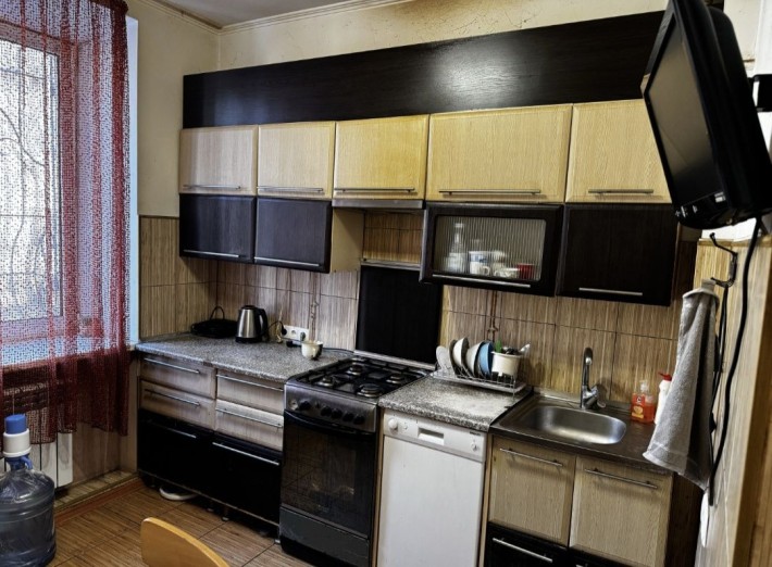 Продам 2 Кімнатну квартиру Дніпробуд - фото 1