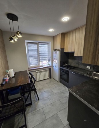 Продажа квартиры в центре! - фото 1