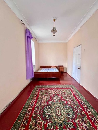 3-х комн. 2/3 АО газ Сталинка, ул. Сирка (Ватутина) ост. Строителей - фото 1