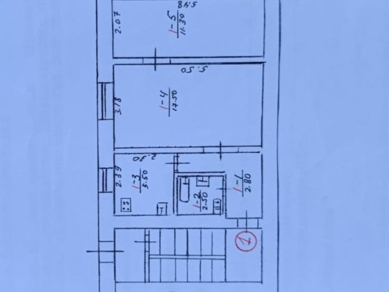 2х кімнатна на 1му  поверсі Знаменка