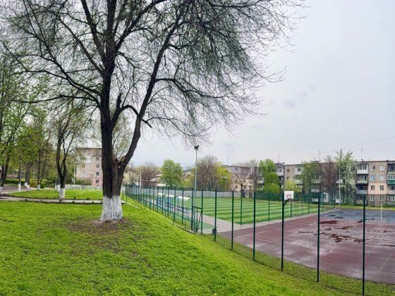 Продам 2х кімнатну 4/5 гімназія #11 Каменское