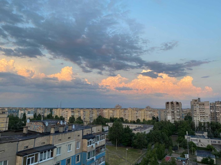 3-кімнатна 77 м². Цегляний будинок. Лівий берег. Видова квартира - фото 1