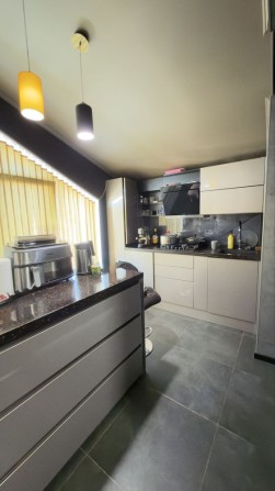 Крутая квартира , в закрытом ЖК ! - фото 1