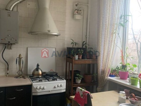 Продається простора 3-кімнатна квартира в самому серці міста! Каменское