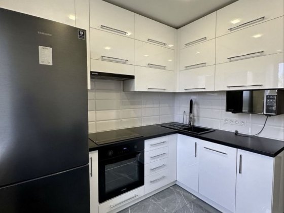 Продам уютную 2-комнатную квартиру с ремонтом на левом берегу Каменское