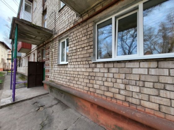 Продам 2-комнатную квартиру на Днепрострое . Каменское