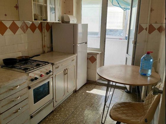 Продам 2 кімнатну квартиру 4/9 Україна. Каменское