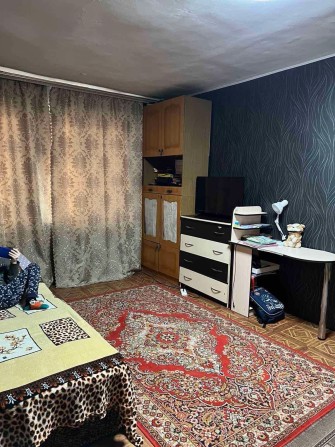 Продам однокімнатну в центрі - фото 1