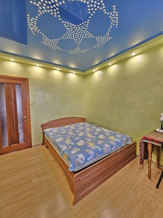 Продам 3 квартиру в Черноморске 50000$ - фото 1