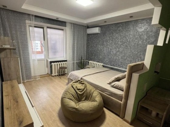 Продам 1 к. кв. мікр-н Жовтневий Кам'янець-Подільський