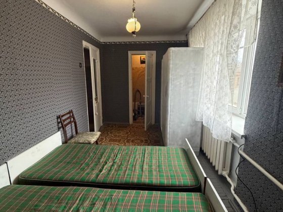 Продам 2 кімнатну квартиру  з меблями ;рн Черьомушки ! Кам'янець-Подільський