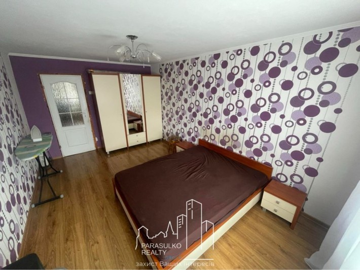 Продам простору 3-х кімнатну квартиру - фото 1