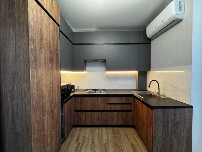 Єоселя, сертифікат. Продам євро-2к квартиру 41.5 м2 ЖК На Прорізній 2 - фото 1