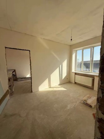 Продам двокімнатну квартиру - фото 1