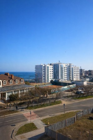 Черноморск | 3-комнатная квартира у моря - фото 1