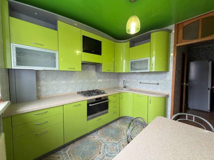 2 комнатная на НИЗКОМ этаже - фото 1