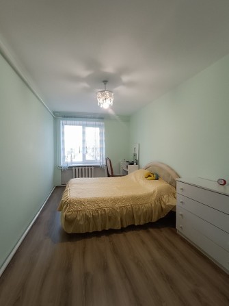 Продається простора квартира з індивідуальним опаленням - фото 1