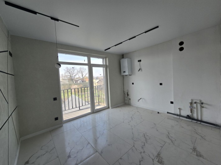 Квартира в центрі з ремонтом. - фото 1