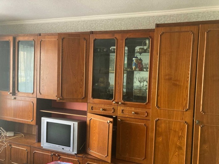 Продам 1-кімн. квартиру по вул. Відродження - фото 1
