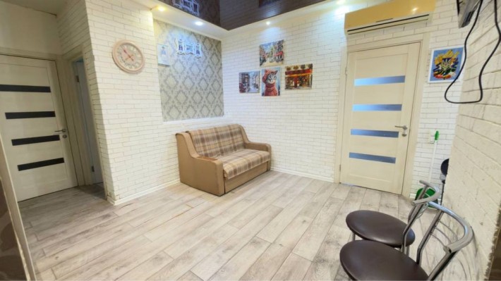 2-к кімнатна квартира в м. Чорноморськ, ЖК «Кольоровий бульвар» - фото 1