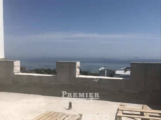 3-кімнатний пентхаус з терасою та видом на море в новому будинку Чорноморськ