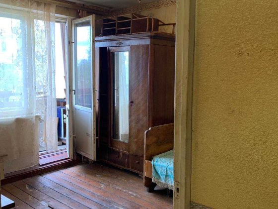 Терміново, недорого продаю однокімнатну квартиру район Льотного