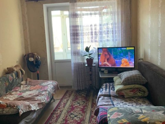 Продаю 2 кімнатну квартиру  2й поверх  (р-он Вокзалу)