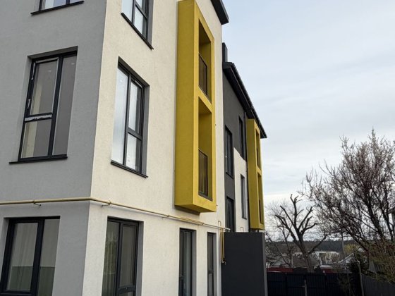 Продам 1к квартиру з ремонтом