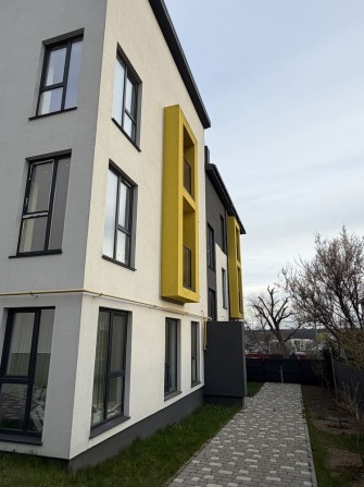 Продам 1к квартиру з ремонтом - фото 1