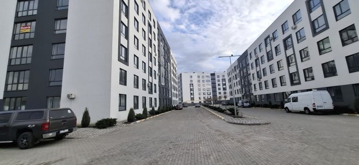 Продаж 1 к квартири з ремонтом в новому ЖК - фото 1