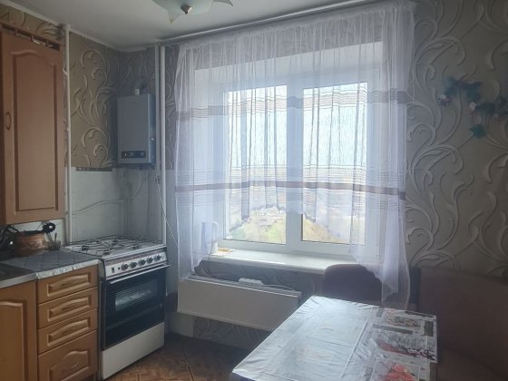 Продається 2-х кімнатна Чешка (військове містечко)