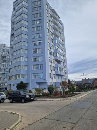 Продам 2комгатную квартиру у моря Черноморск - фото 1