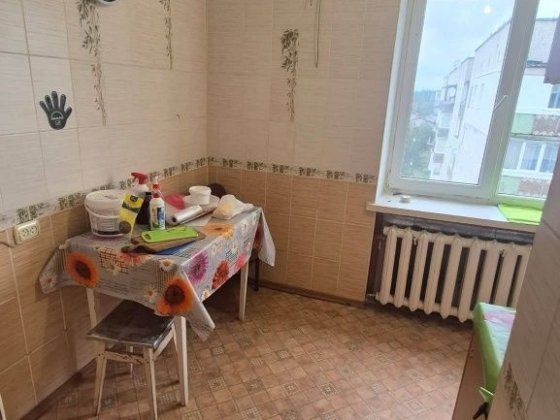 Продам 1-но кімнатну квартиру, р-н Київська Коростень