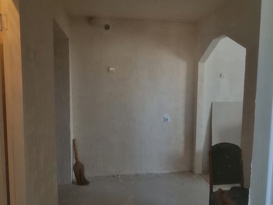 Продається 1-но кімнатна квартира в районі Київської