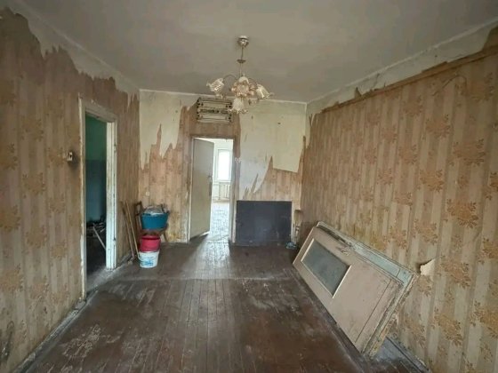 Продається 2-х кімнатна квартира
