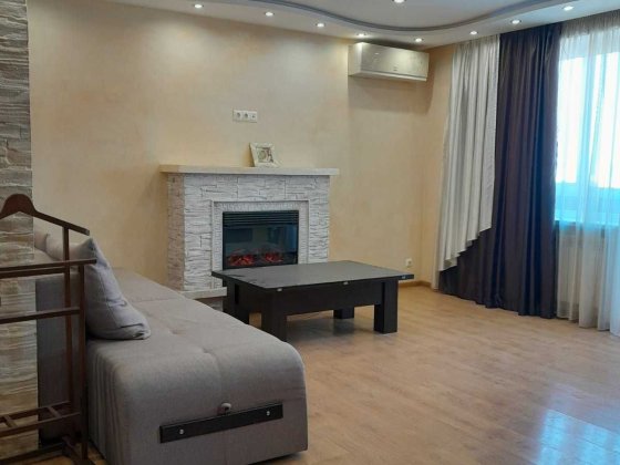 3 х.ком. чешка в центре города Чорноморськ