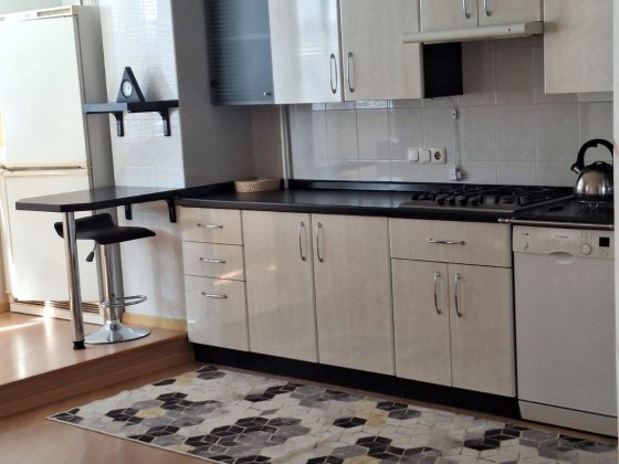 2 к/кв возле моря, площадь 102кв.м в г.Черноморск Чорноморськ