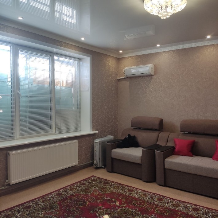 Трикімнатна,автономне опалення! - фото 1