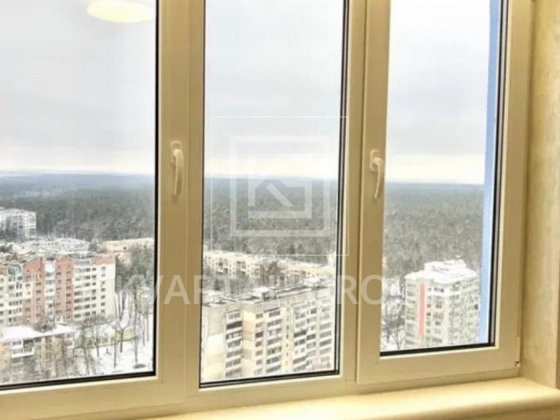 Компактна двокімнатна з гарним плануванням!5 хвилин до Києва!Без комісії!