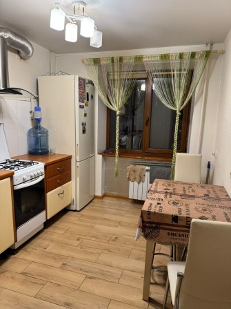 Продам 4х кімнатну квартиру - фото 1