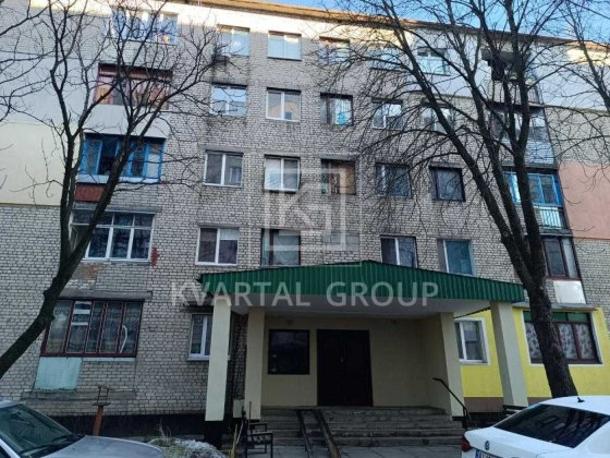 2 поверх, цегляний будинок поруч із Lavina Mall Коцюбинське