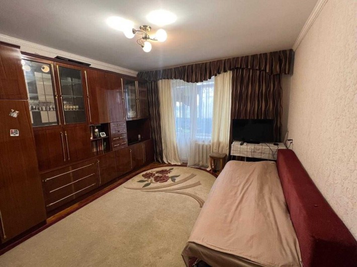 Продам 1 кімнатну квартиру в гарному стані, вул. Пономарьова 6/1. Коцюбинське. Без комісії. - фото 1