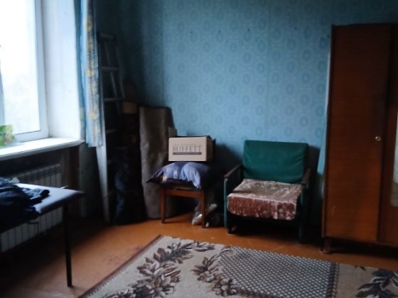 Квартира продам . Лозовая