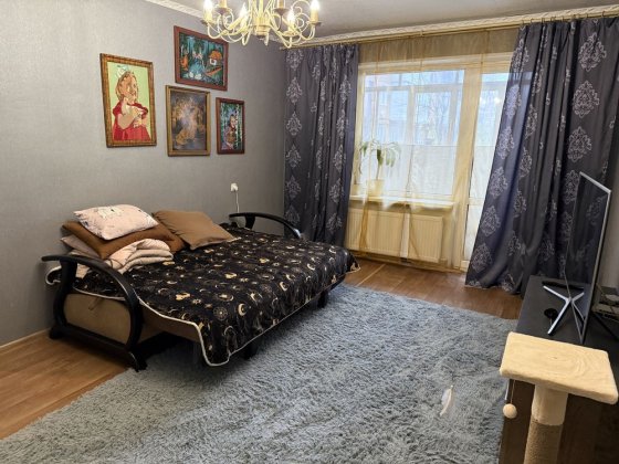 Продам 3-кімнатну квартиру Лубни