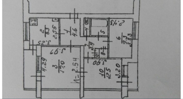 Простора 3-кімнатна | автономне опалення | вигідна ціна - фото 1
