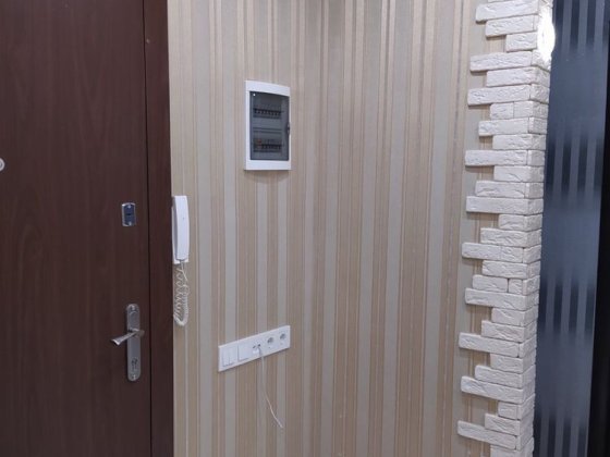 Продам 2х комн квартиру город. Оренды нет Лозовая