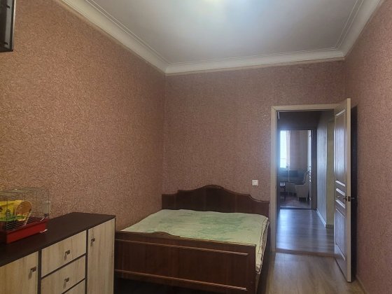 Продам 2-во кімнатну з газовим опаленням Марганец