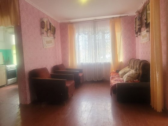 Продам 2-во кімнатну в центрі Марганця. Марганец