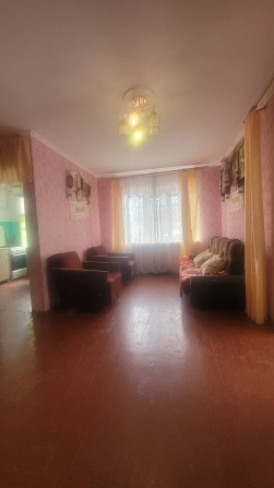 Продам 2-во кімнатну в центрі Марганця. - фото 1