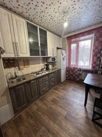 Продам  3-х кімнатну квартиру у м. Лозова - фото 1